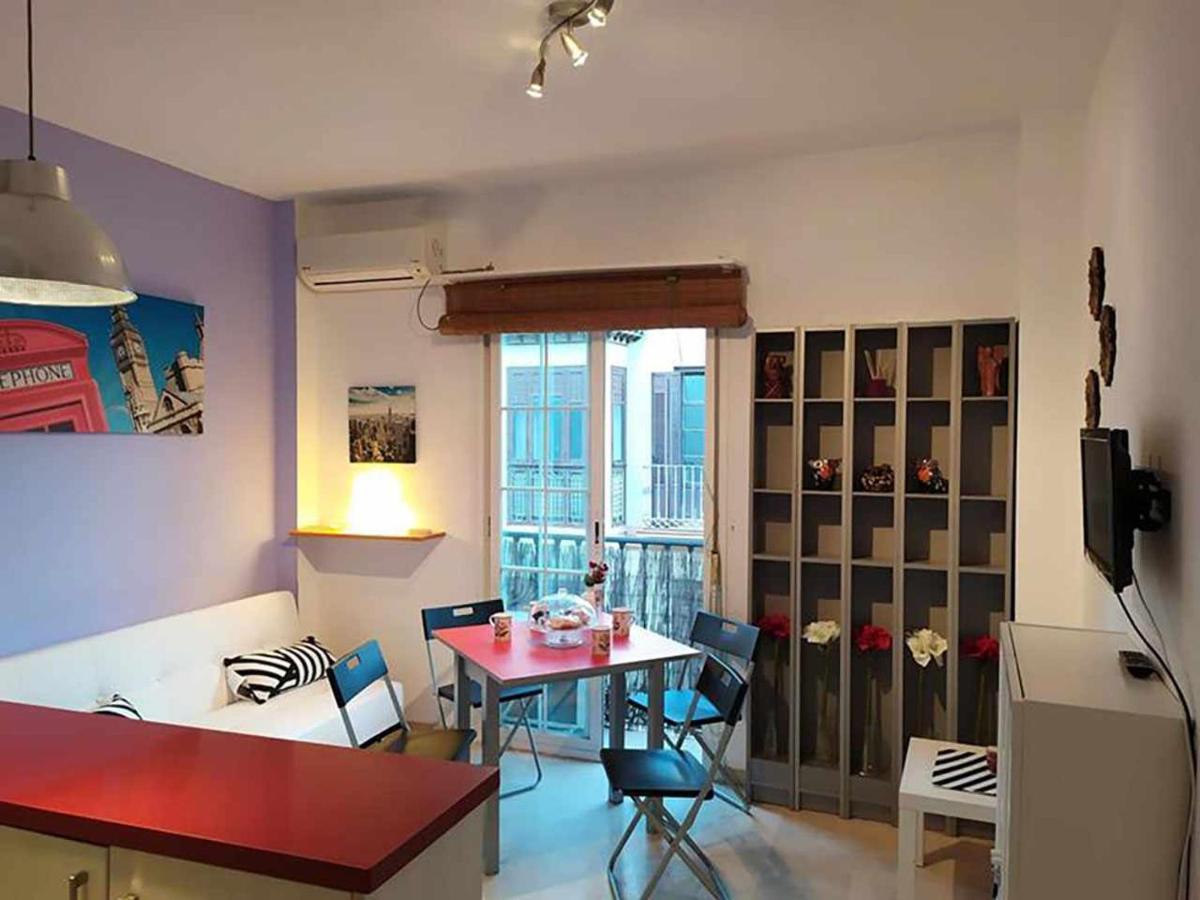 Charming Malaga Stay Walk To Top Sights Экстерьер фото